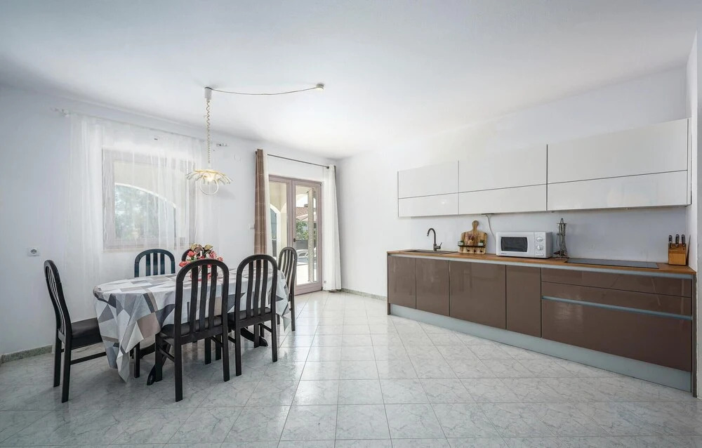 Nice Home in Vabriga with Outdoor Swimming Pool, Hot Tub & Outdoor Swimming Pool