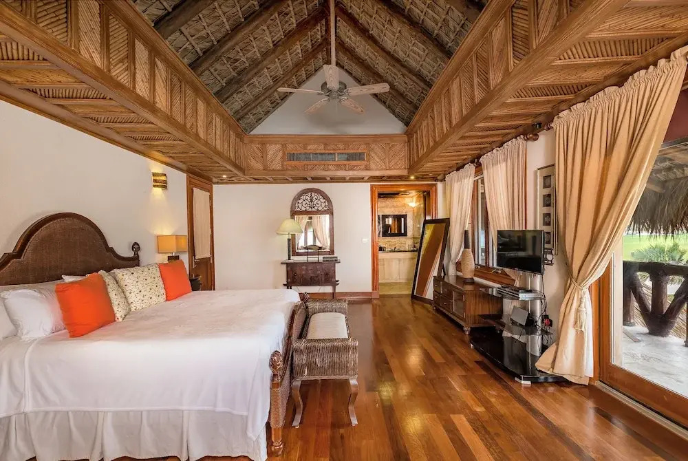 Ocean View Villa with Pool Chef Butler