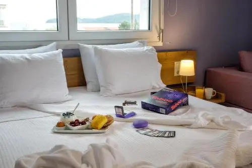 Isalos Suites