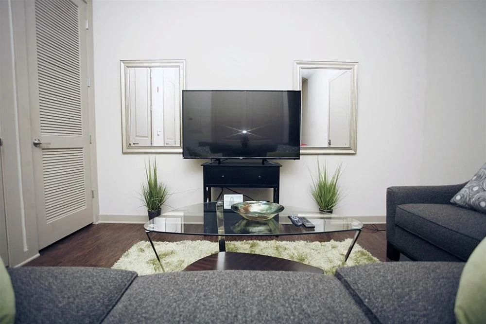 1505 Demonbreun By Sitsquare Suites