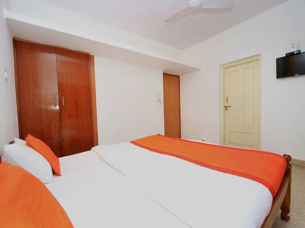 Trippers Stay by OYO Rooms