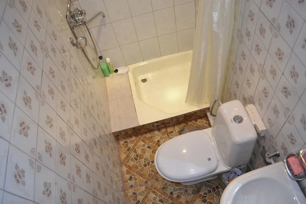 Serik & Geora Guesthouse