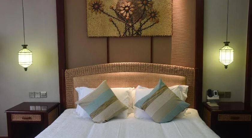 Qionghai Xiangshang Aihua Hotel