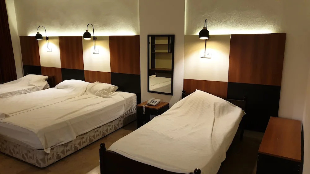 Intermot Bogsak Motel