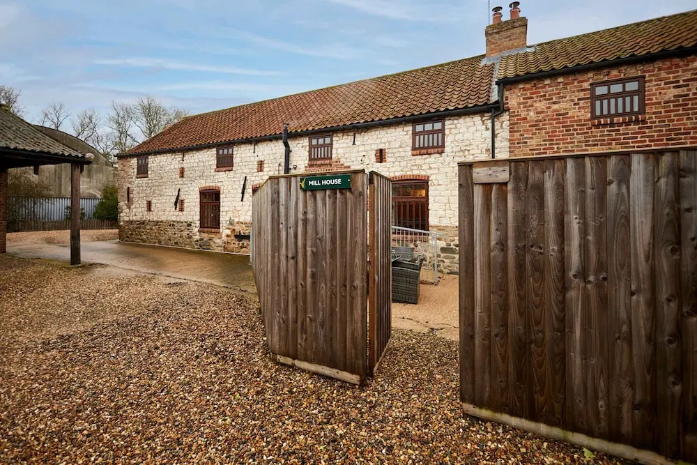 Host Stay Mill House Brid