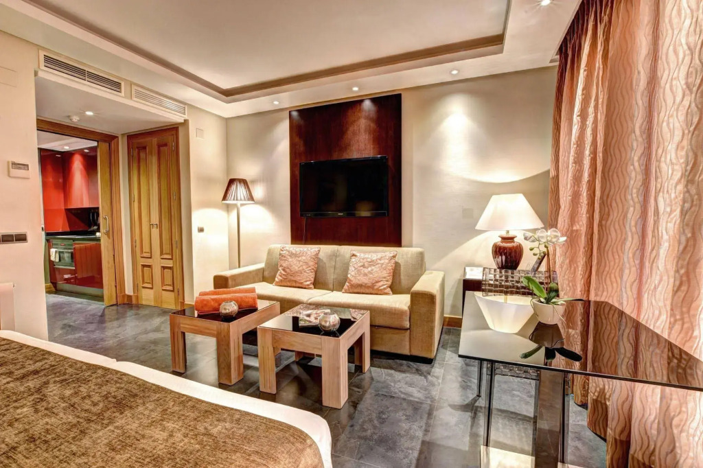 ArtPlatinum SUITES&APARTMENTS