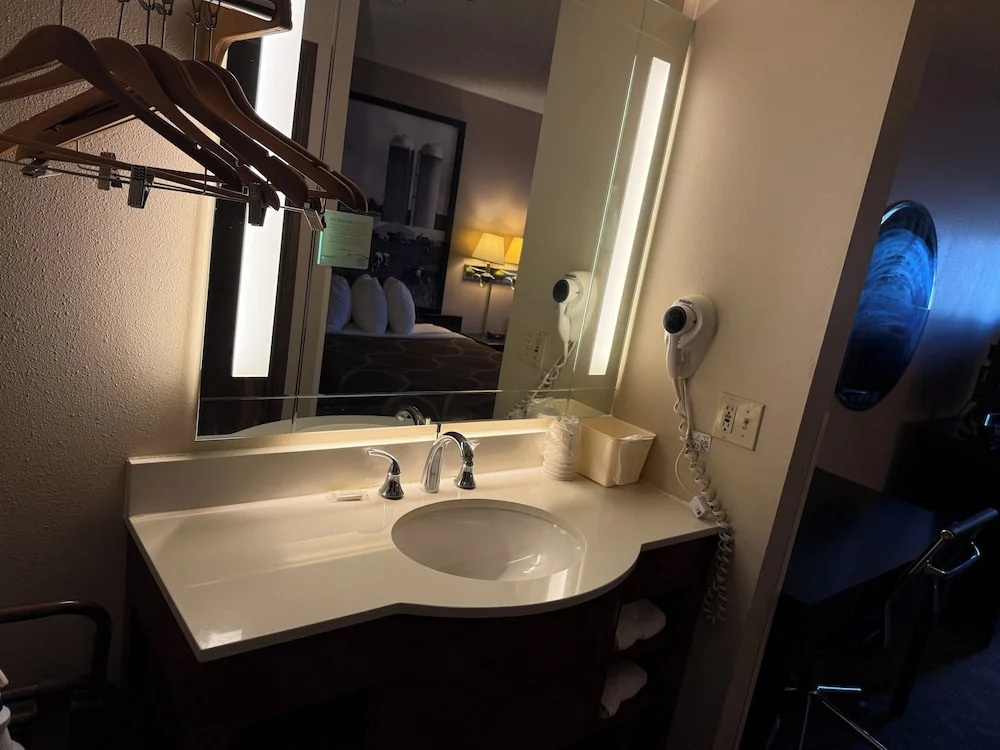 Dodgeville inn & suites