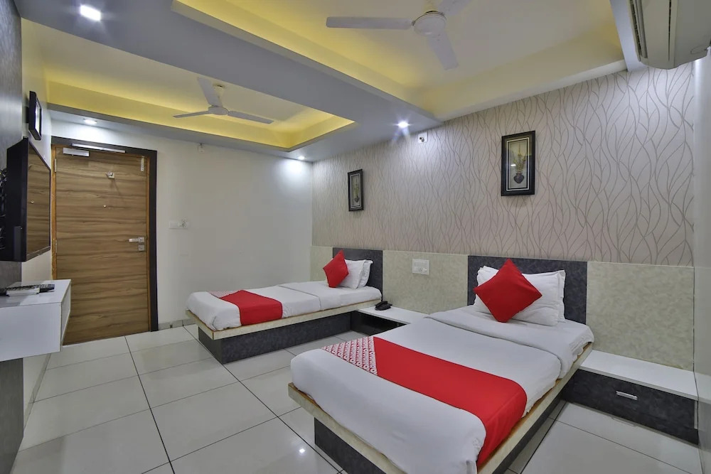 OYO 3056 Hotel Sigma Inn