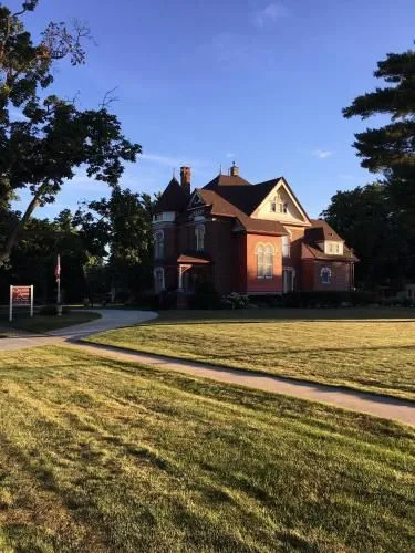 Queen Anne Bed and Breakfast
