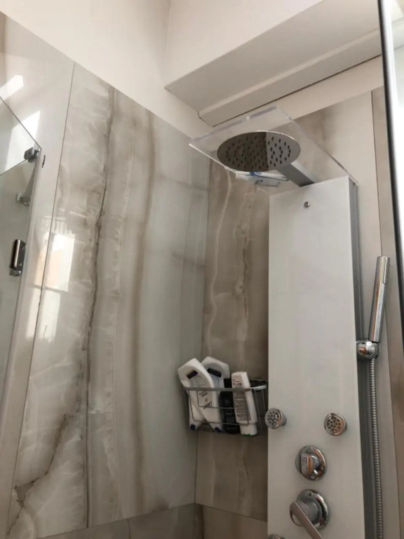 B&B Swimming Pool