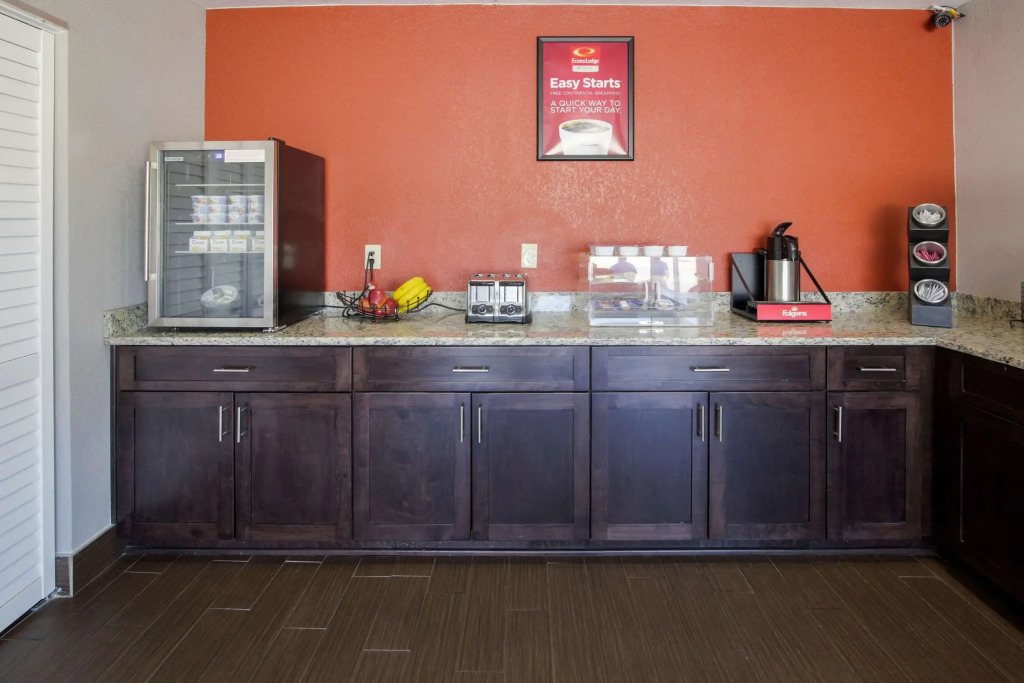 Econo Lodge Norfolk Airport
