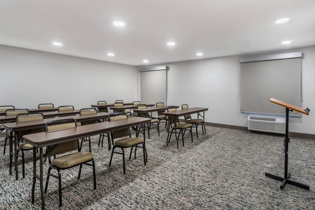 Country Inn & Suites by Radisson, Shelby, NC