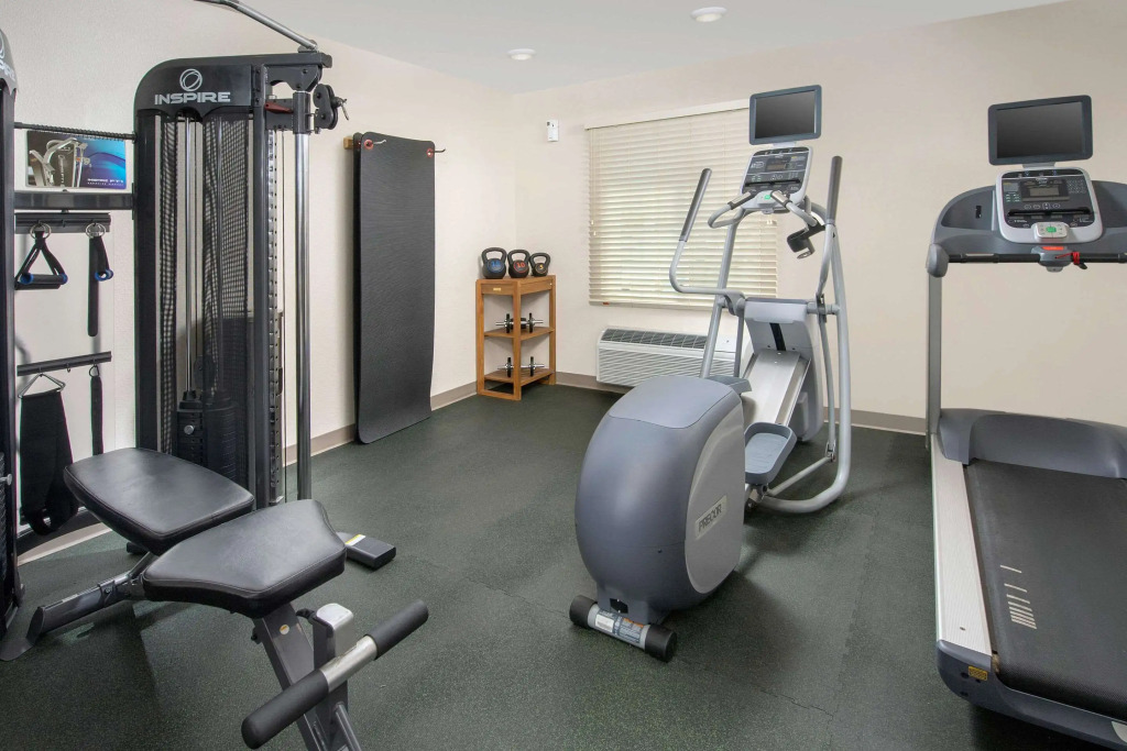 WoodSpring Suites Broken Arrow