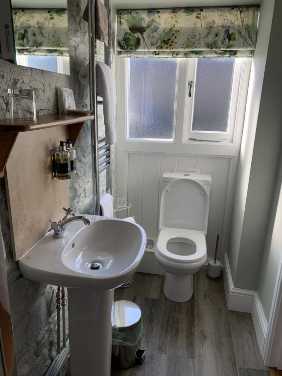 Pontyclerc Farm House Bed and Breakfast