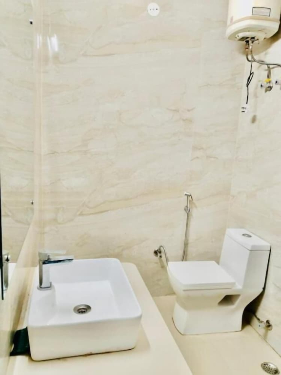 Fortune Home Service Apartment 2Bhk,E28 Saket 2A