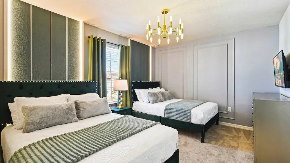 Fancy game theater 10br Villa w/Pool/Spa Disney