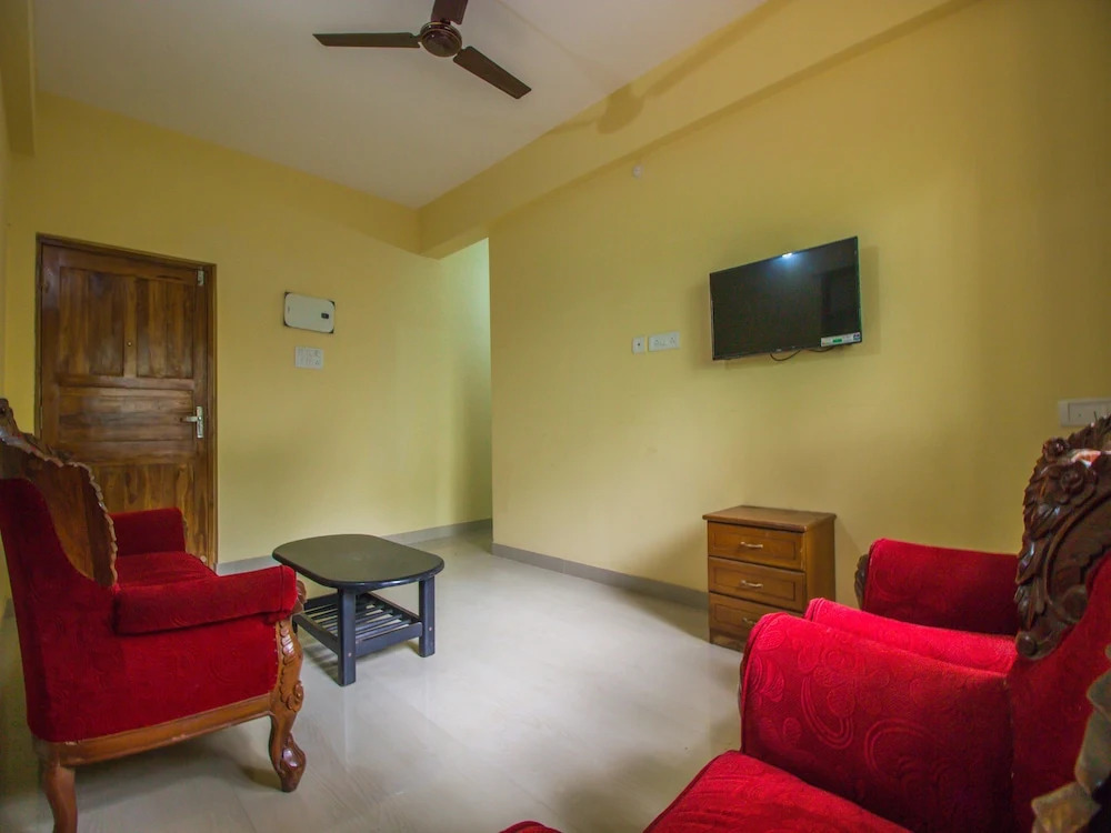 OYO 15773 Home 2BHK With Balcony Majorda