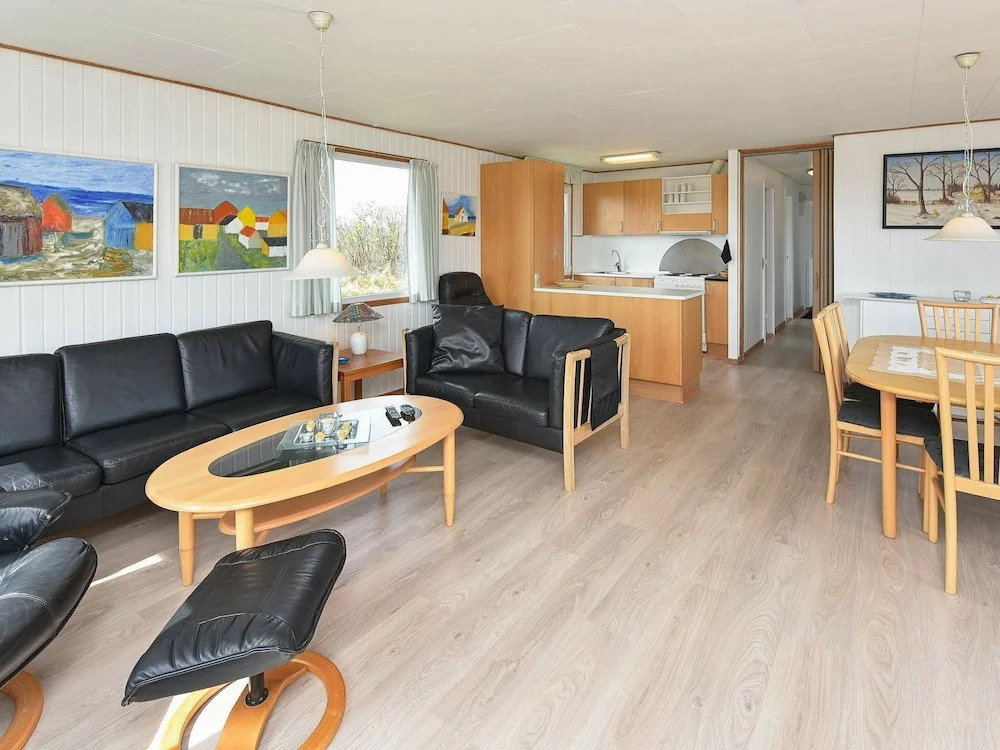 Cozy Holiday Home in Hvide Sande Near Sea