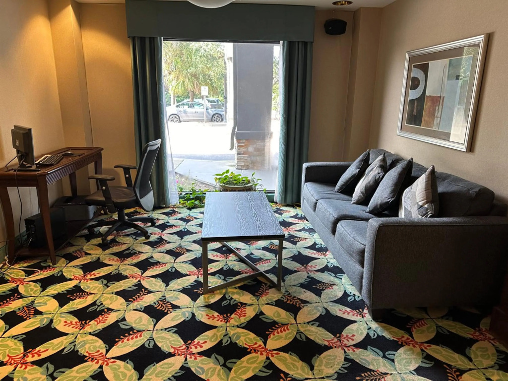 Holiday Inn Express And Suites - Myrtle Beach
