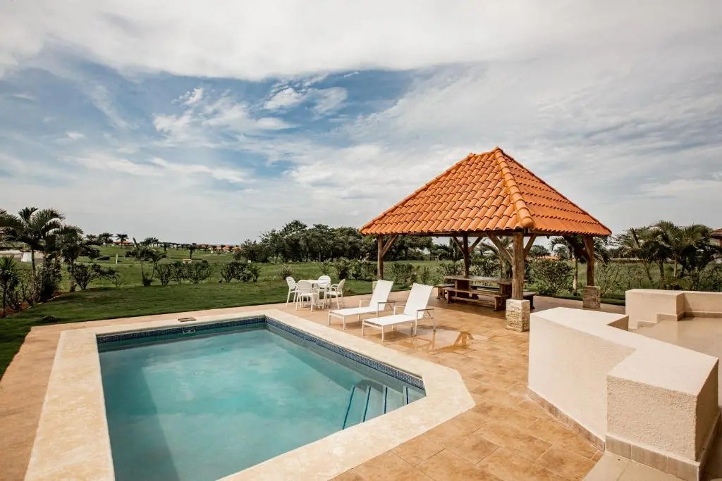 Villa Larisa
