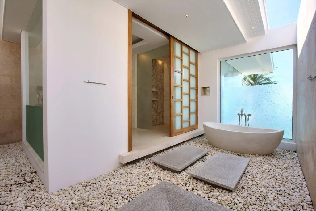Villa White Tiger