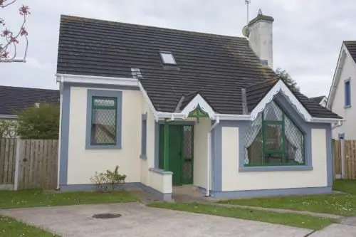 Willow Grove Holiday Homes No 4 by Trident Holiday Homes