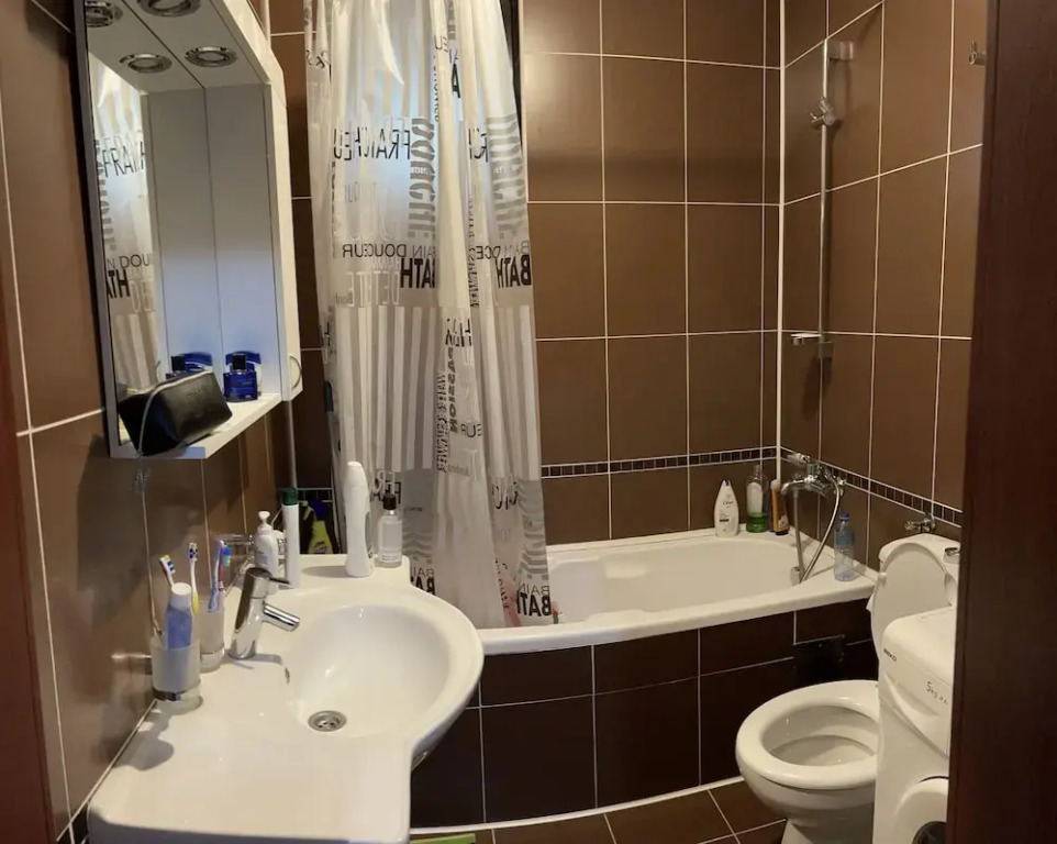 3 Bedroom Apartment With Pool