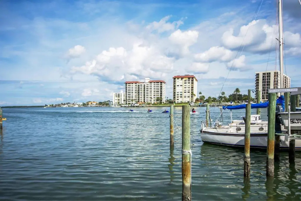 Five Palms Suite 210 - Daily - Weekly - Monthly