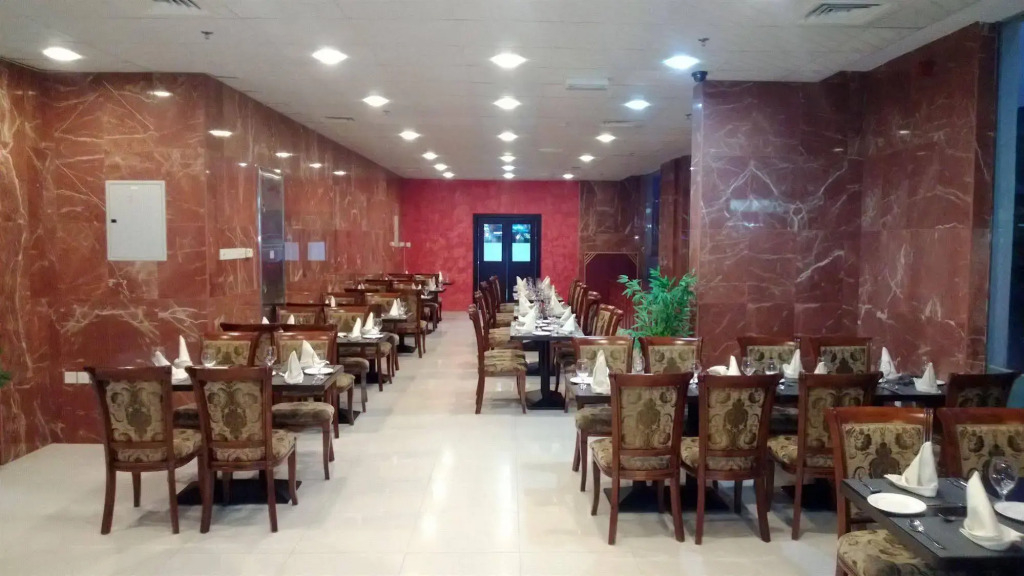 Raynor Hotel Apartments