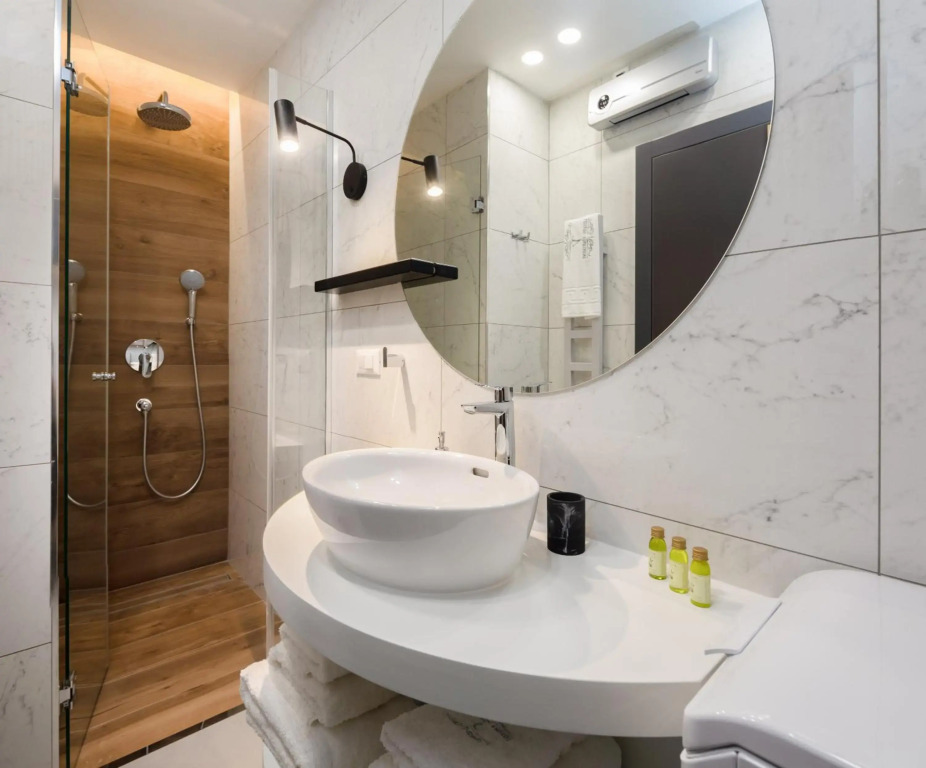 V Luxury Apartment