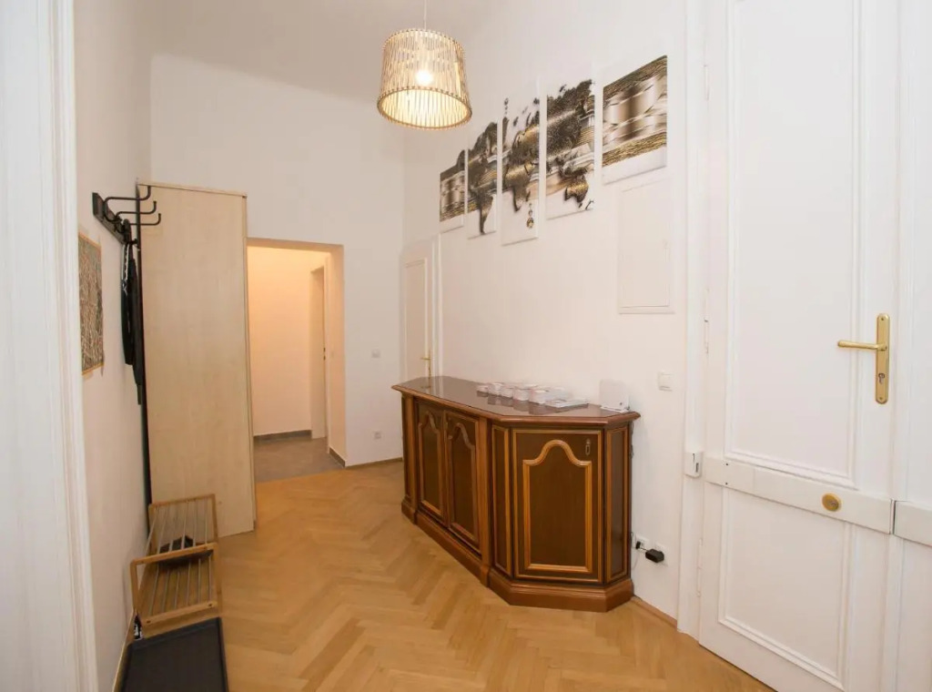 Studio Apartments Opera - Mais Apartments