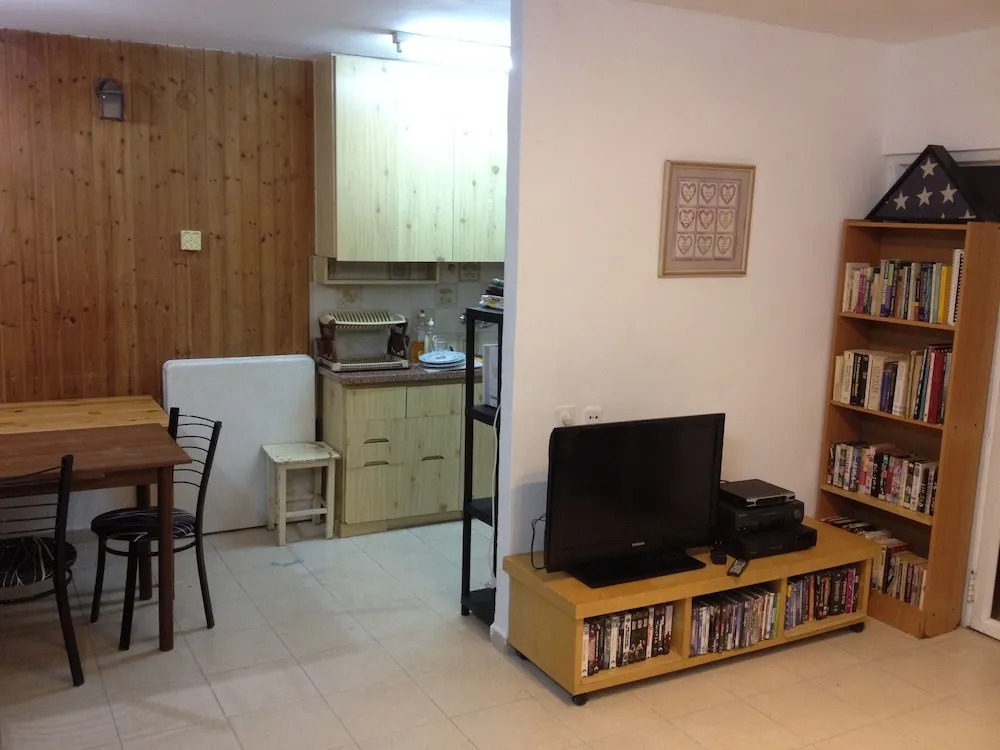 HeKhaluts Apartment