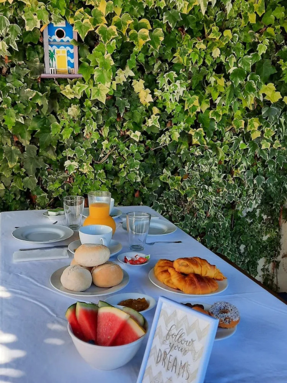Smiling Places - Guest House in Labruge