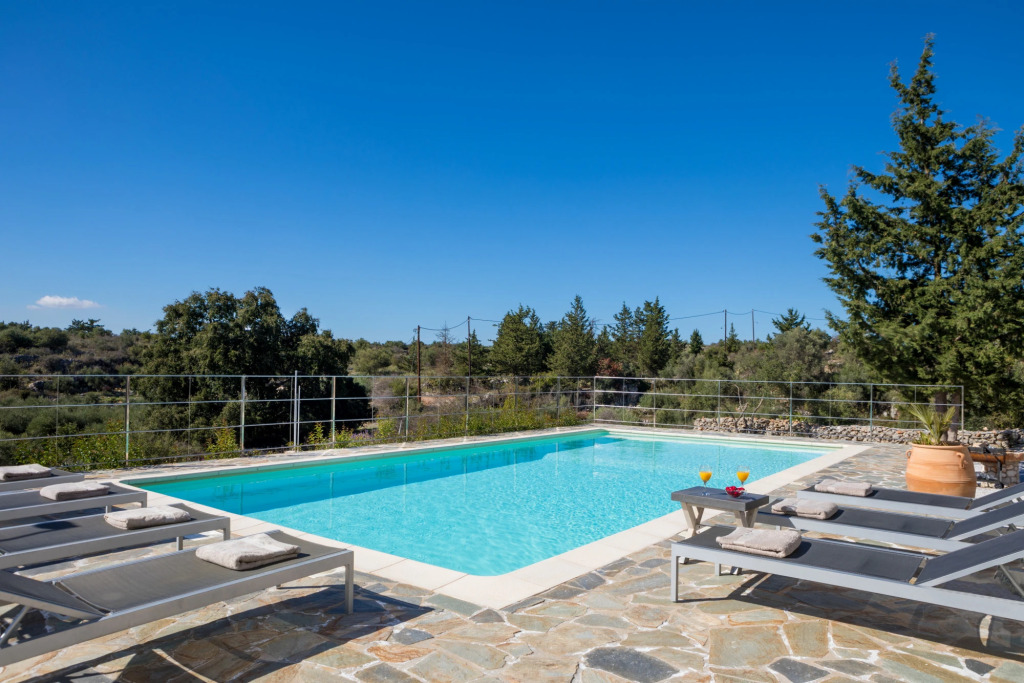 Luxury Villa with Private Pool - Totally Privacy