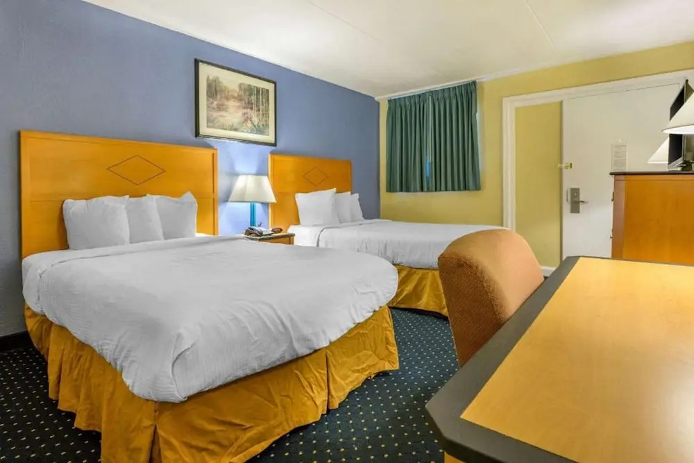 Inn at Lebanon - Hershey & Manheim area