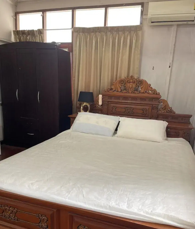 Home rama4 near bts thong lor