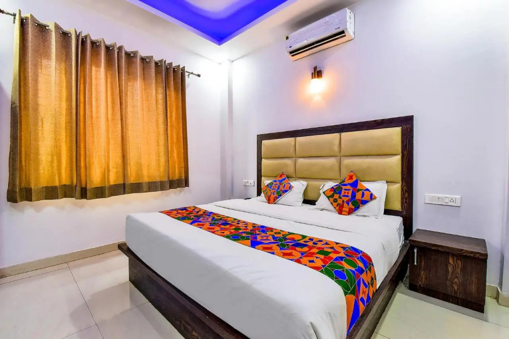 Fabhotel Mayank Residency