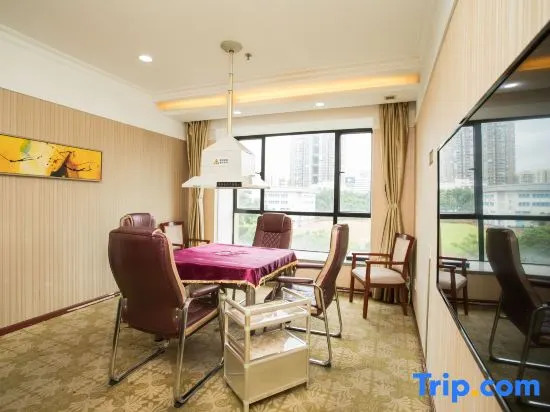 Zhahai Crowne Holiday Hotel