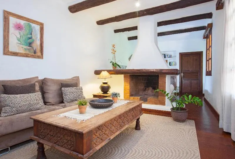 Villa Lily