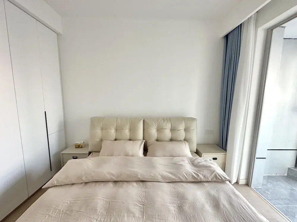 ZHome-Shanghai Shining River Apartment