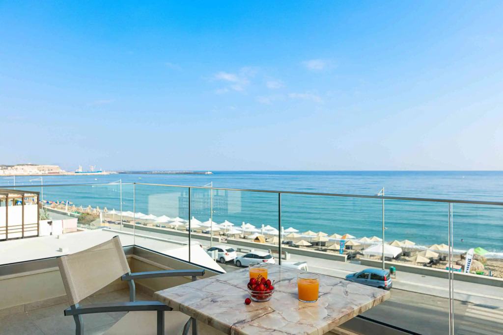 Batis Aero Beachfront Wellbeing Hotel