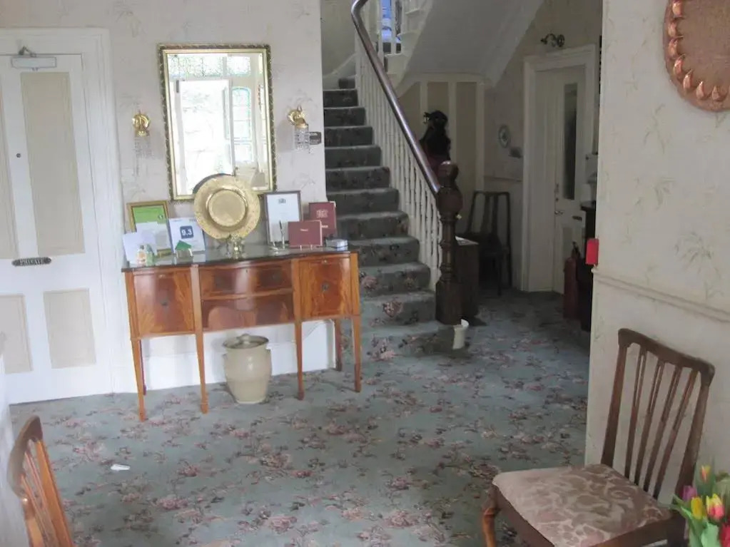 Bron Orme Private Hotel