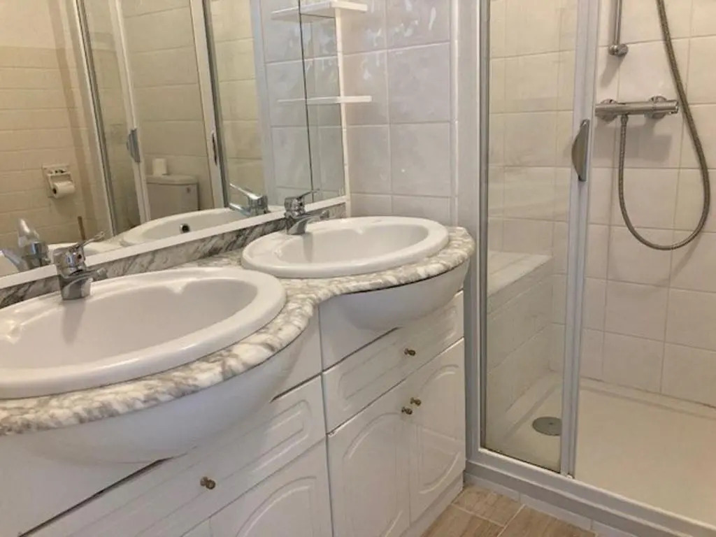 Appartement Le Lavandou, 2 pièces, 4 personnes - FR-1-308-82