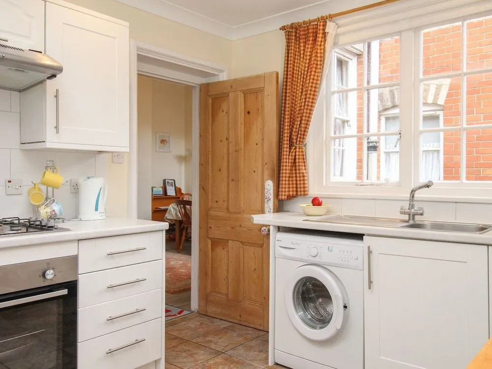 Badbury Lodge