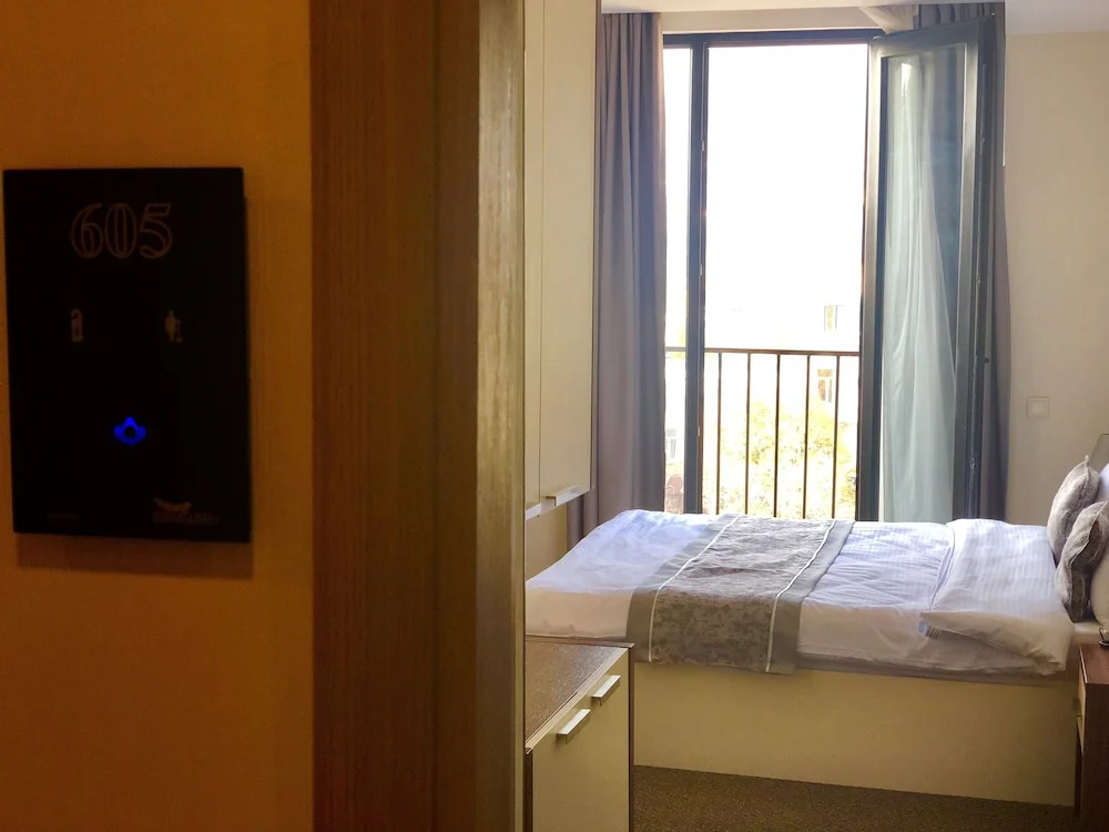 Tbili Hotel
