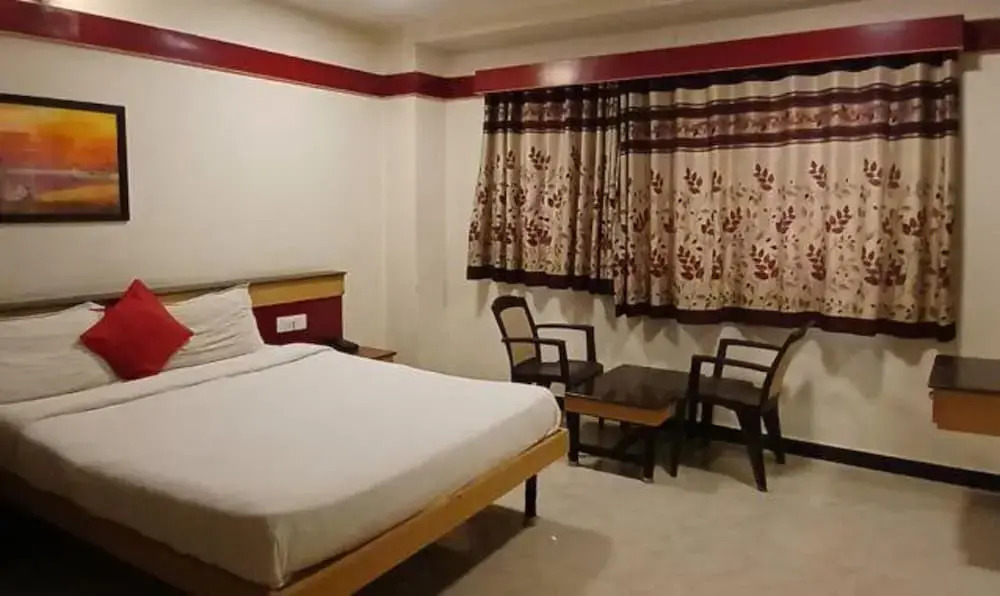 Fabhotel Sri Sai Guru Comforts