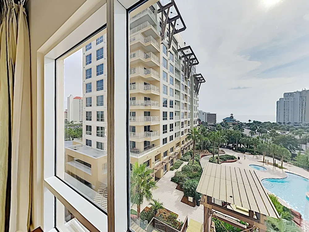 New Listing! Luxe Luau Suite on the Beach W/ Pools Condo