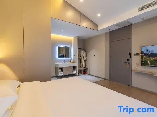 Trip.com Group Country Retreats (Tianjin Longshun  Joint Resort)
