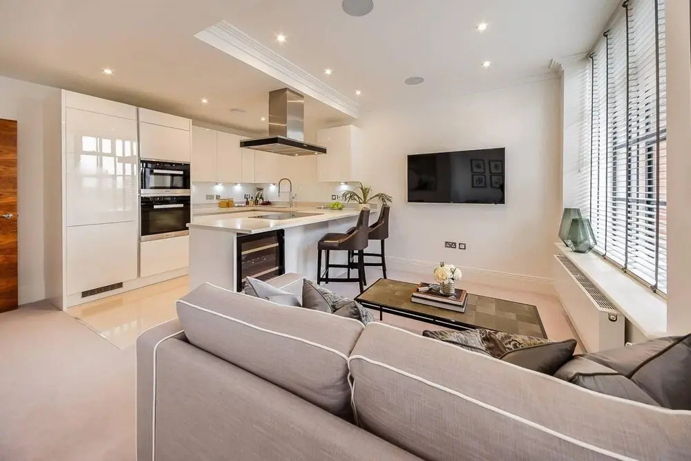 Classy 2 Bedroom Apartment By The Thames