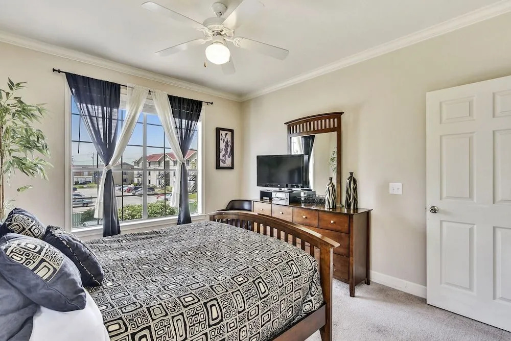 Sea n' Swim by Ryson Vacation Rentals